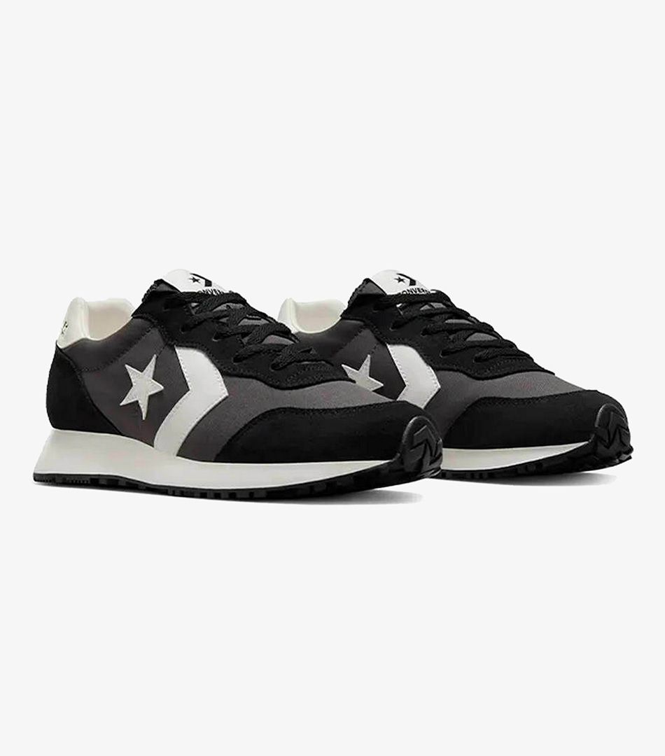 Converse Omni Trainer